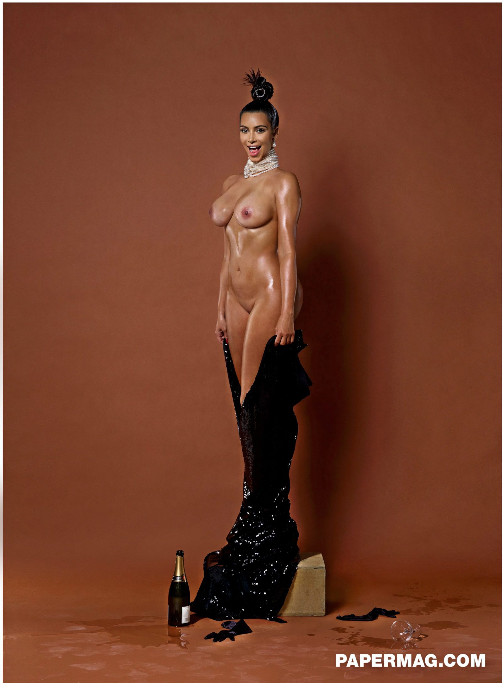 chuck barbato recommends kim kardashian pusy pic