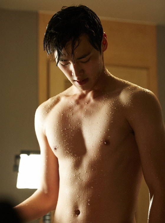 korean actor naked