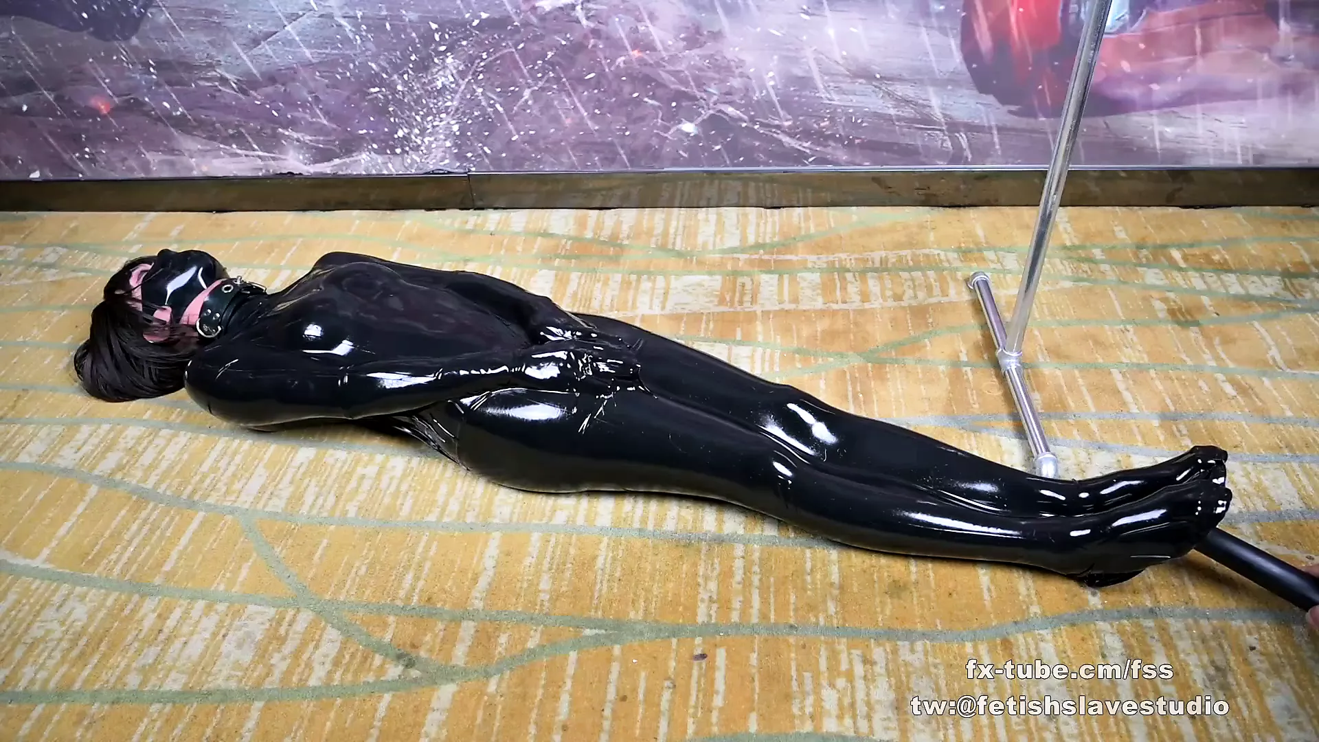 andrea blevins share latex vacuum bondage photos