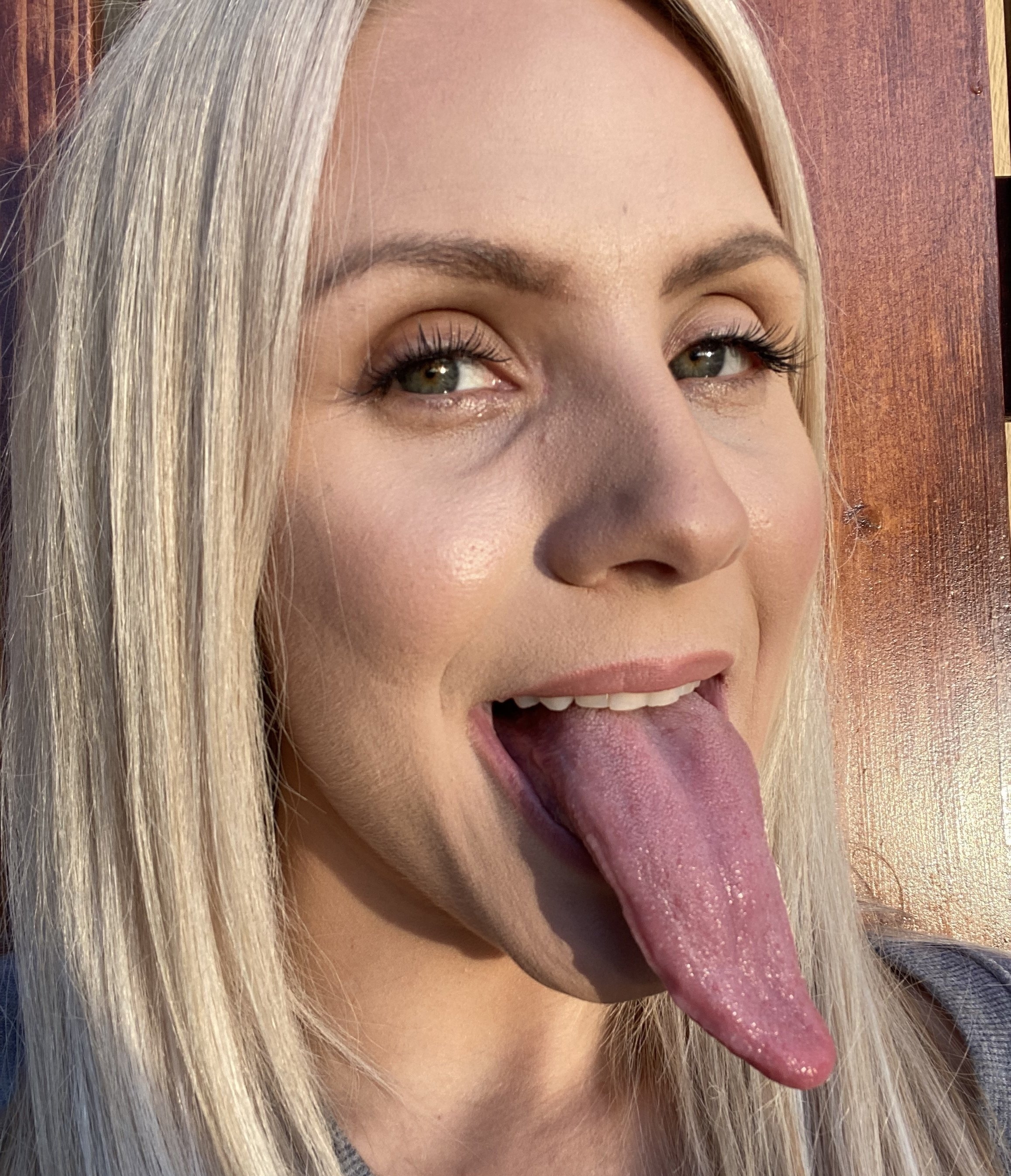 andrea streeter share long tongue pron photos