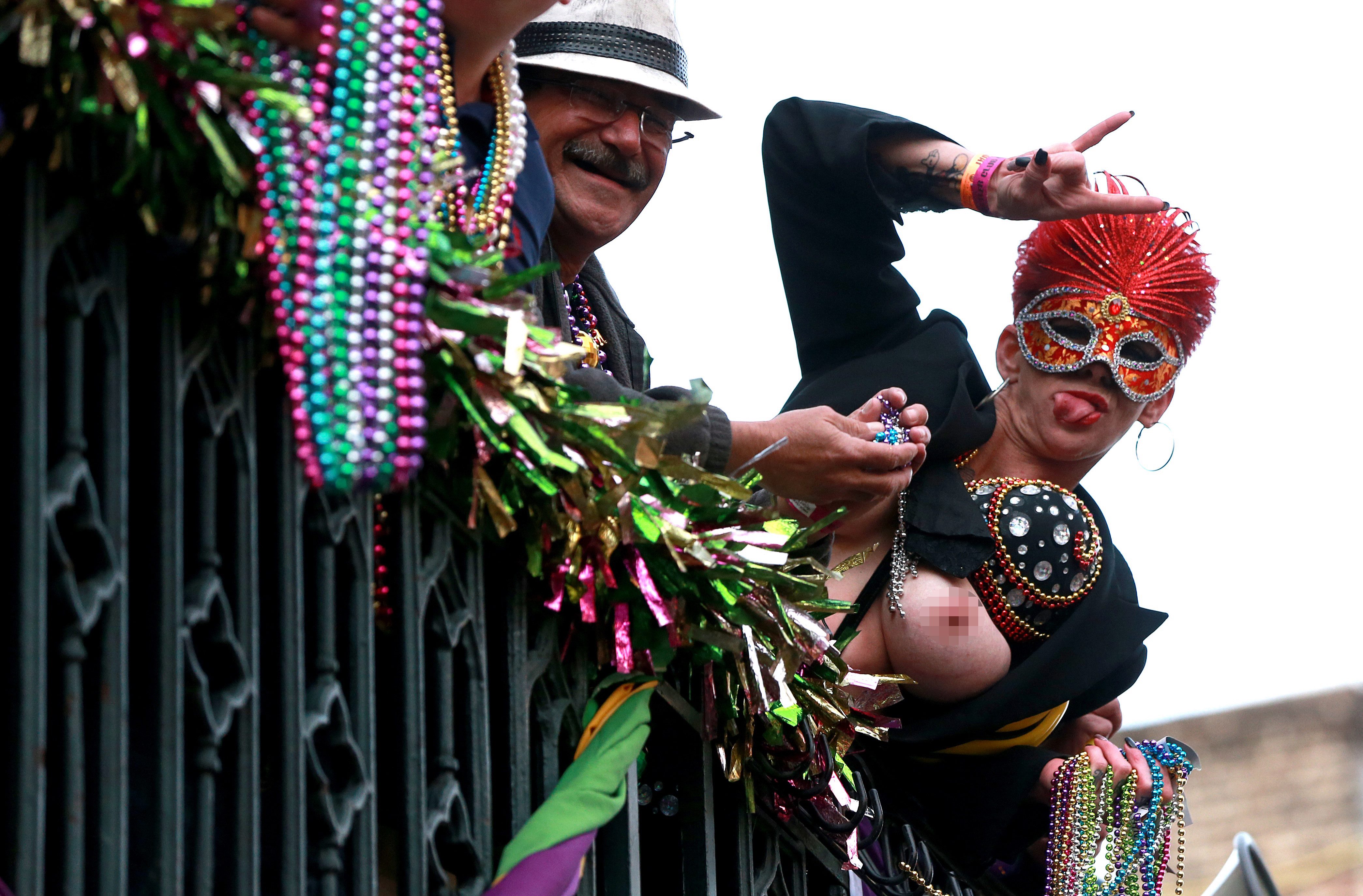 darryl ryan recommends mardi gras flashers pic