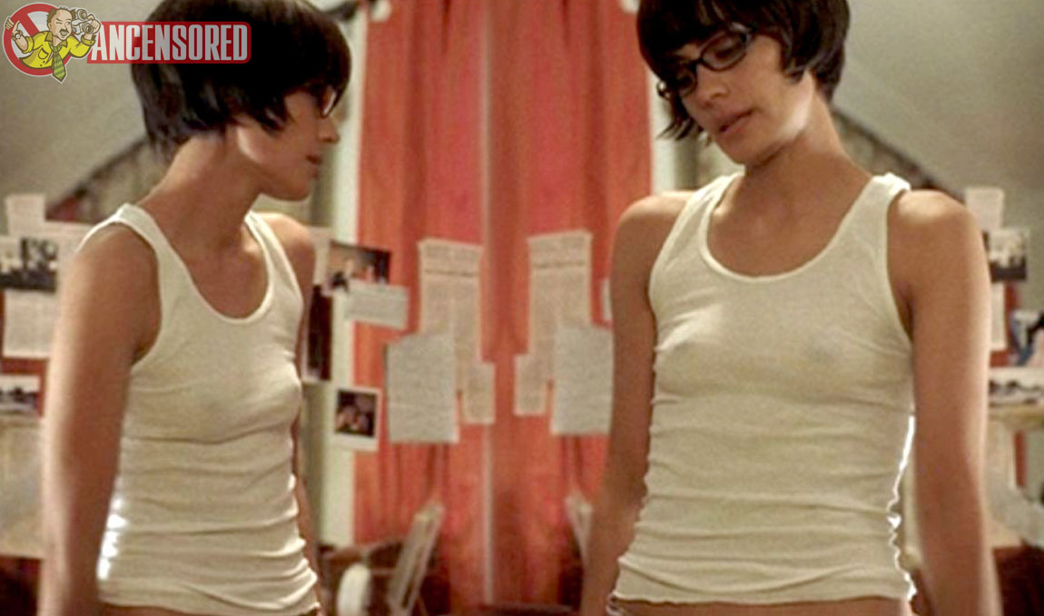 daniela suares add naked shannyn sossamon photo