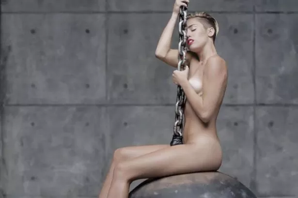 diego cadavid recommends Nude Miley Cyrus Video