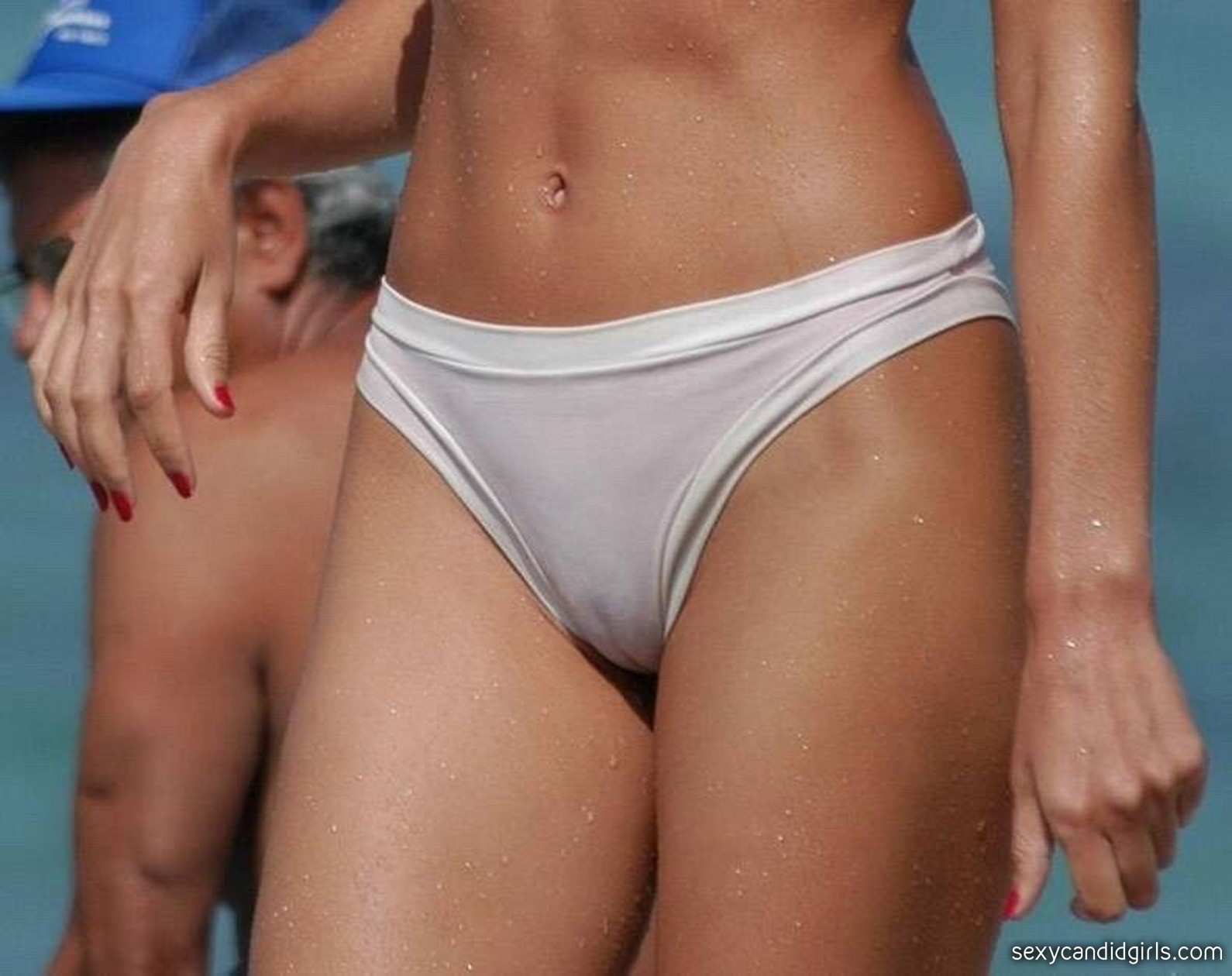 derek yeagley recommends Public Beach Camel Toe