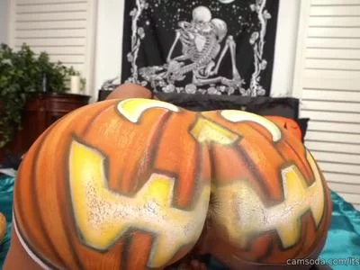 alison capewell recommends pumpkin ass porn pic