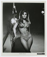 austin lee walker add photo raquel welch nu