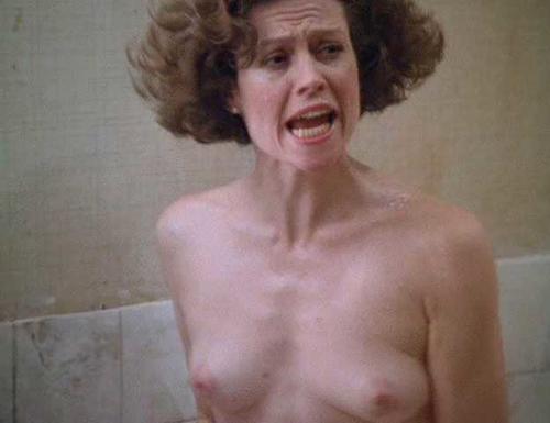 sigourny weaver nude