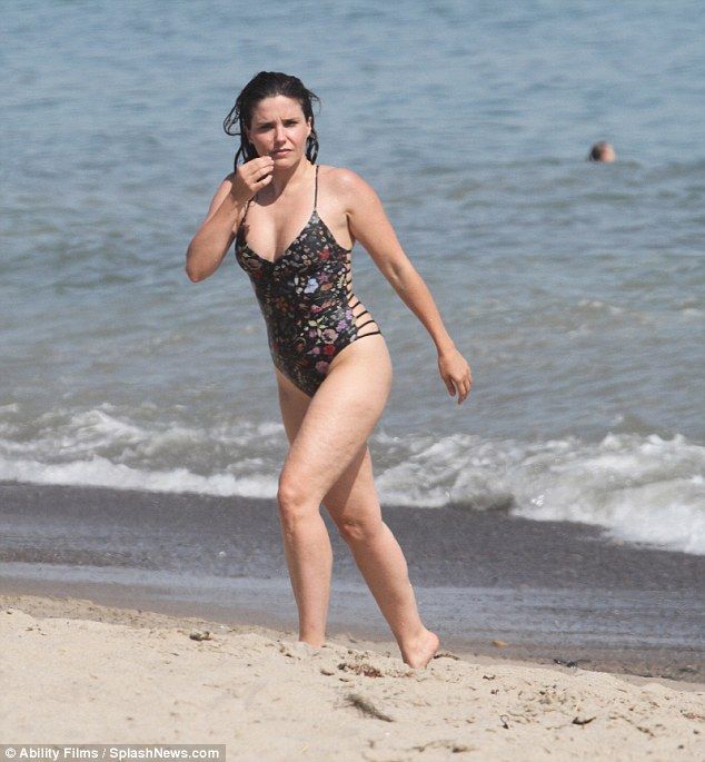 dale fairclough share sophia bush bikini photos