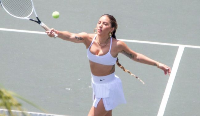 debbie tranter recommends tennis nipple slips pic