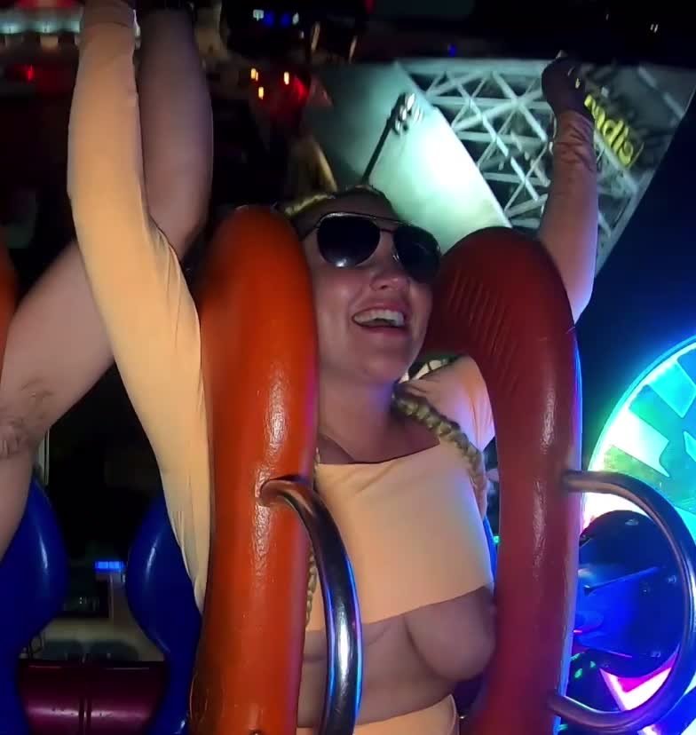 candance brown add photo tits fall out on slingshot ride