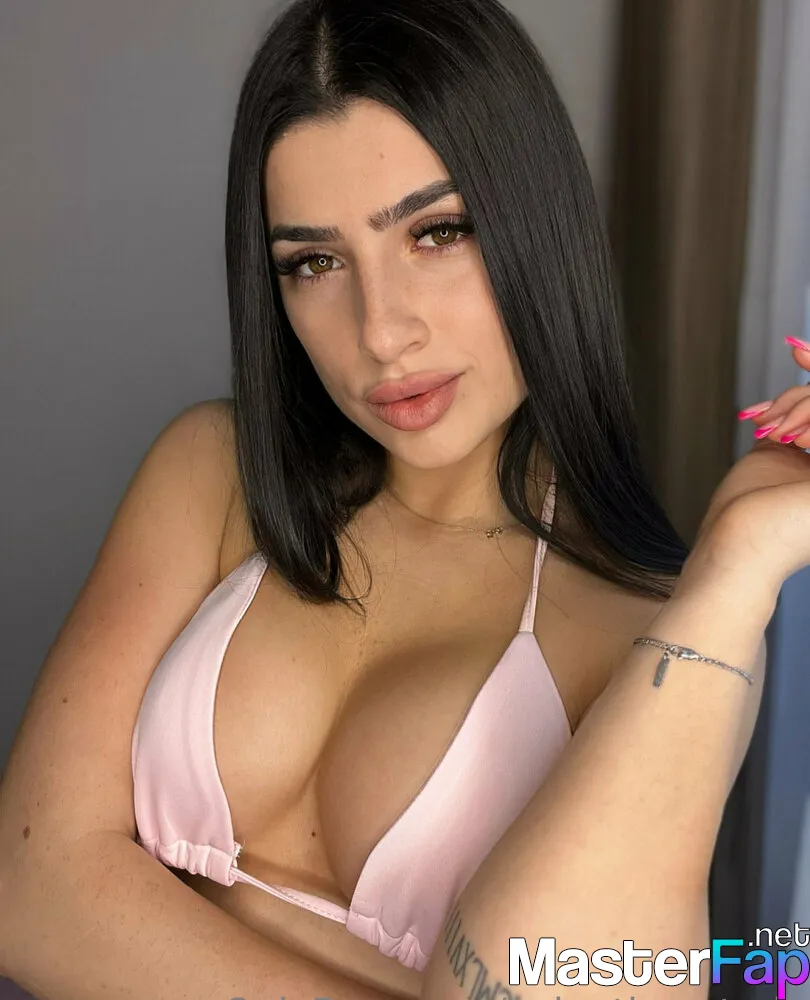 amelia raiche add photo valentina leak