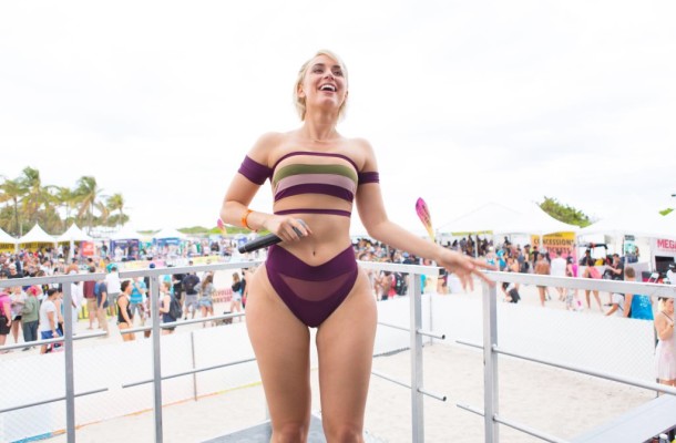 brian rosenfeld recommends yesjulz sextaoe pic